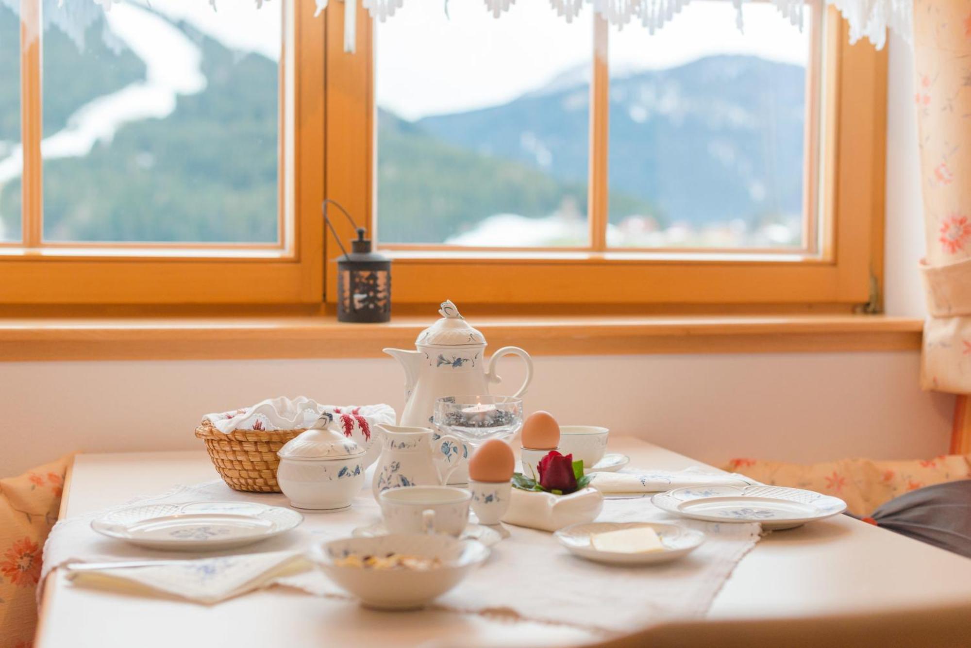 Landhaus Kirchgasser Ramsau am Dachstein Zimmer foto